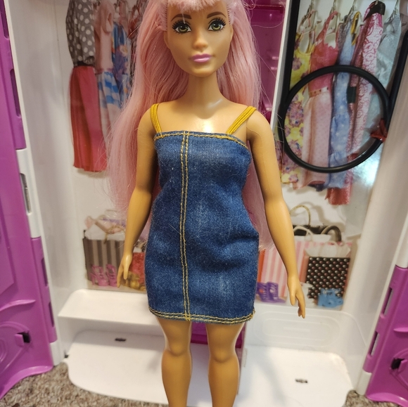 Barbie Fashionista Daisy - Picture 3 of 4